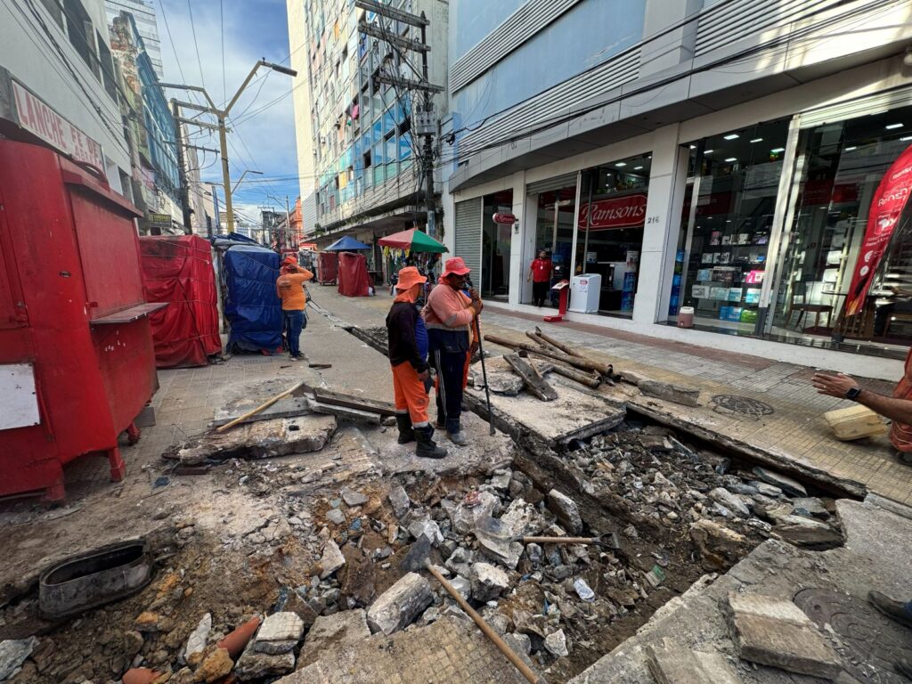 Prefeitura-de-Manaus-atua-de-forma-integrada-para-recuperar-trecho-da-rua-Guilherme-Moreira-e-preservar-o-centro-historico-2