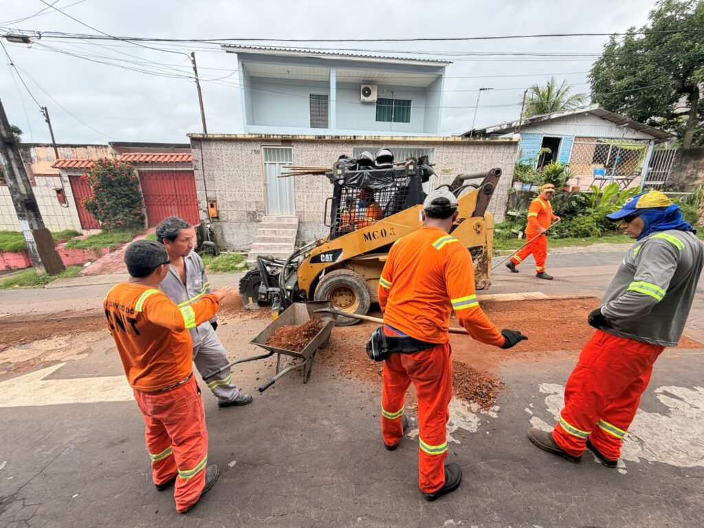 Prefeitura-de-Manaus-intensifica-manutencao-asfaltica-no-bairro-Japiim-e-garante-mais-seguranca-e-mobilidade-para-a-populacao