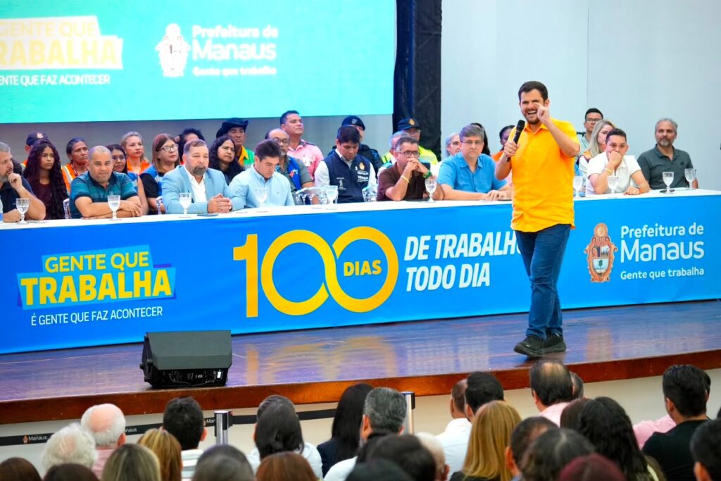 Prefeito-Renato-Junior-apresenta-balanco-de-acoes-e-entregas-e-reconhece-compromisso-dos-trabalhadores-municipais-para-avanco-de-Manaus